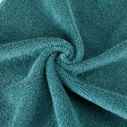 Amazon Basics 6-Piece Oversized Fade-Resistant Towel Set, 100% Cotton, Highly Absorbent, Soft, Teal, 2 Bath Towels, 2 Hand Towels, 2 Washcloths