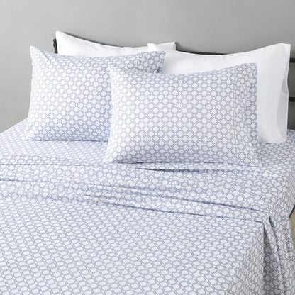 Amazon Basics Lightweight Super Soft Breathable Wrinkle-Resistant Microfiber 4-Piece Bed Sheet Set with 14-Inch Deep Pockets, Queen, Bright White, Solid