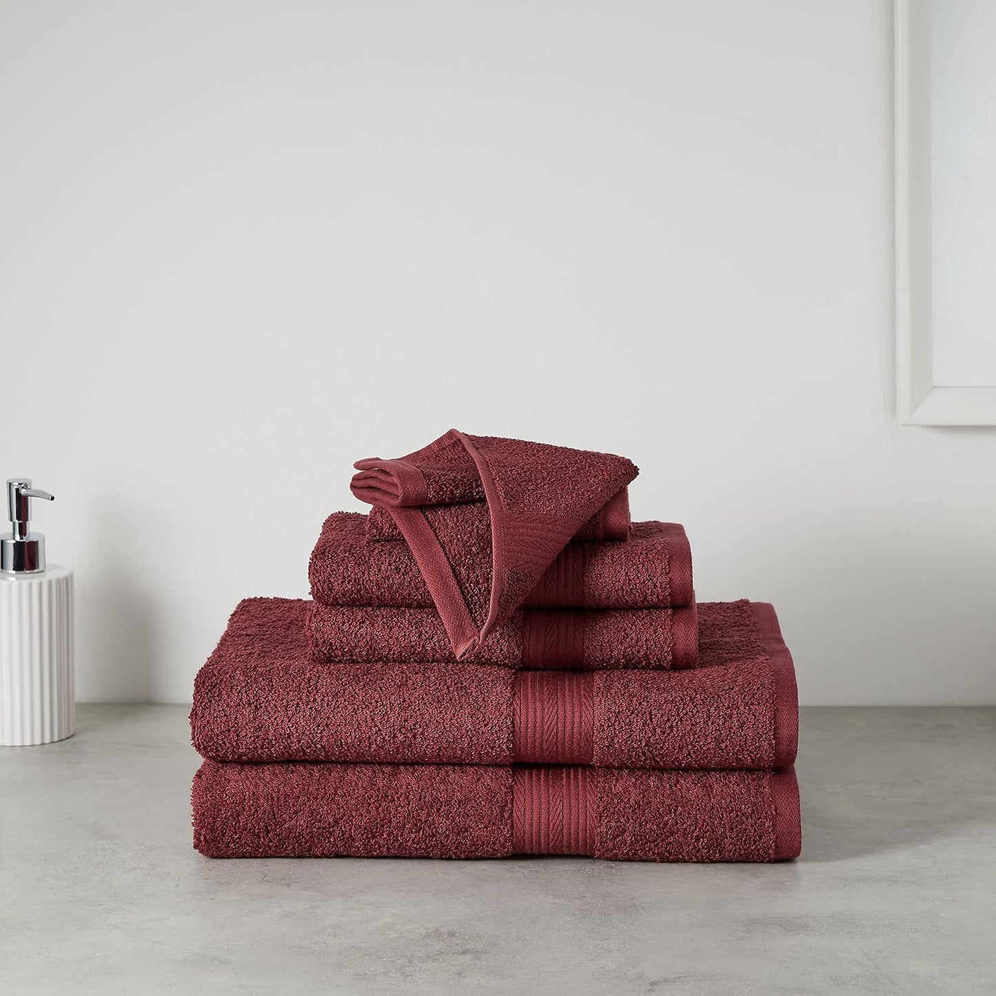 Amazon Basics 6-Piece Oversized Fade-Resistant Towel Set, 100% Cotton, Highly Absorbent, Soft, Teal, 2 Bath Towels, 2 Hand Towels, 2 Washcloths