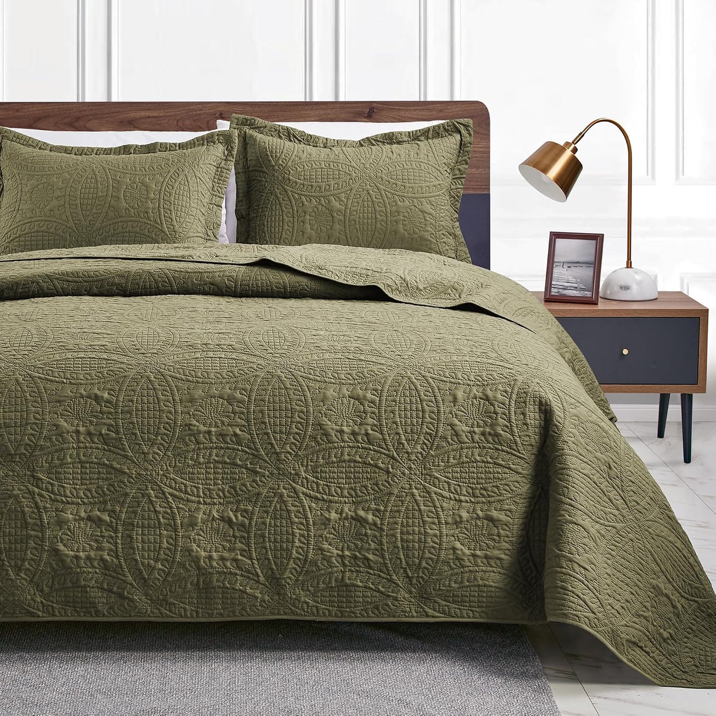 Love's cabin Quilts for Queen Bed Blue Bedspreads - Soft Bed Summer Lightweight Bedspread Comforter - Modern Style Coin Pattern Coverlet for All Season - 3 Pieces (1 Quilt, 2 Pillow Shams)