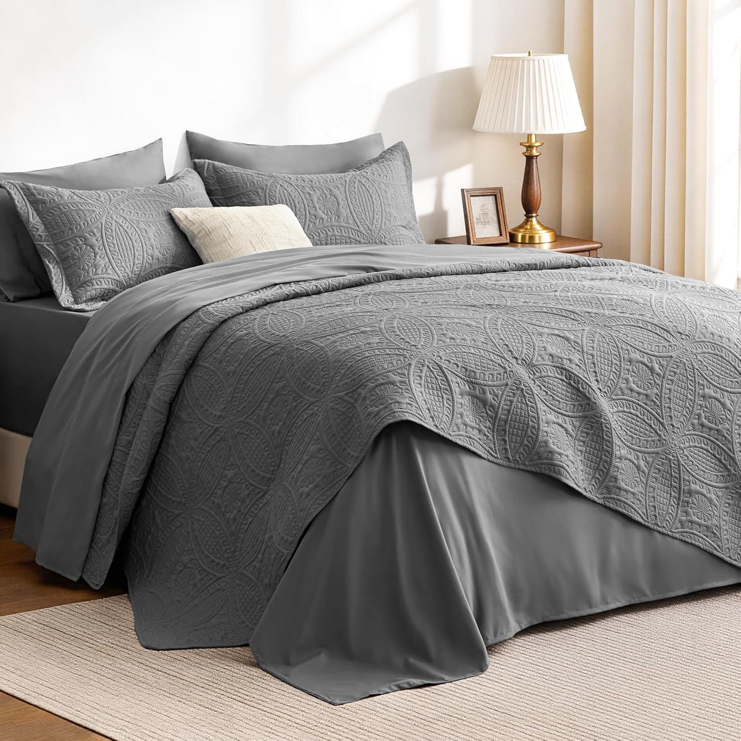 Love's cabin Quilts for Queen Bed Blue Bedspreads - Soft Bed Summer Lightweight Bedspread Comforter - Modern Style Coin Pattern Coverlet for All Season - 3 Pieces (1 Quilt, 2 Pillow Shams)