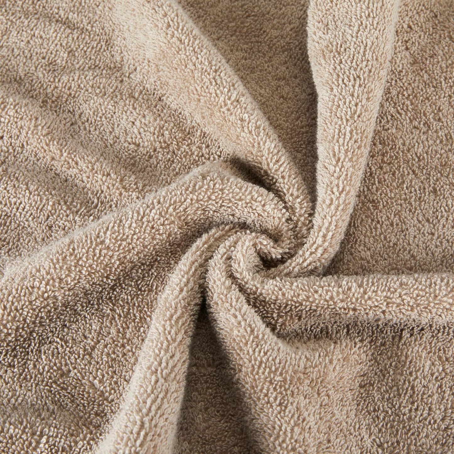 Amazon Basics 6-Piece Oversized Fade-Resistant Towel Set, 100% Cotton, Highly Absorbent, Soft, Teal, 2 Bath Towels, 2 Hand Towels, 2 Washcloths