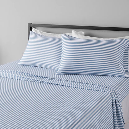 Amazon Basics Lightweight Super Soft Breathable Wrinkle-Resistant Microfiber 4-Piece Bed Sheet Set with 14-Inch Deep Pockets, Queen, Bright White, Solid