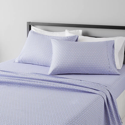 Amazon Basics Lightweight Super Soft Breathable Wrinkle-Resistant Microfiber 4-Piece Bed Sheet Set with 14-Inch Deep Pockets, Queen, Bright White, Solid